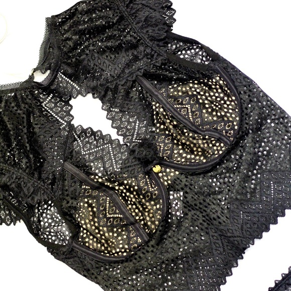 Top Cropped bra & panty set * blouse - Picture 6 of 15